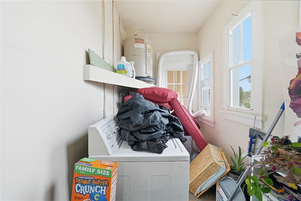 待售: $880,000 (4 贝兹, 0 浴室, 2924 平方英尺)