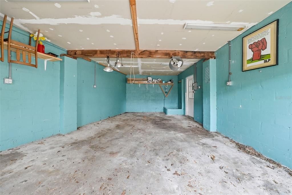 待售: $880,000 (4 贝兹, 0 浴室, 2924 平方英尺)