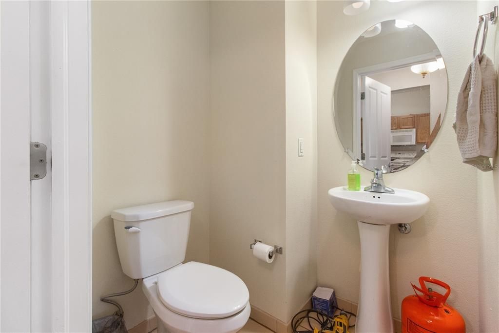 For Rent: $2,100 (2 beds, 2 baths, 1422 Square Feet)