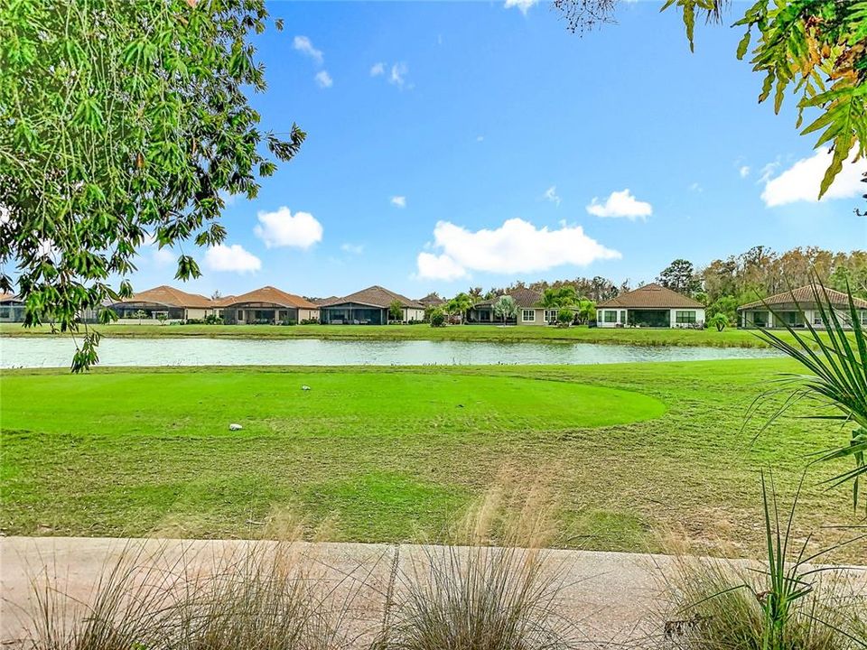 For Sale: $299,900 (2 beds, 2 baths, 1539 Square Feet)