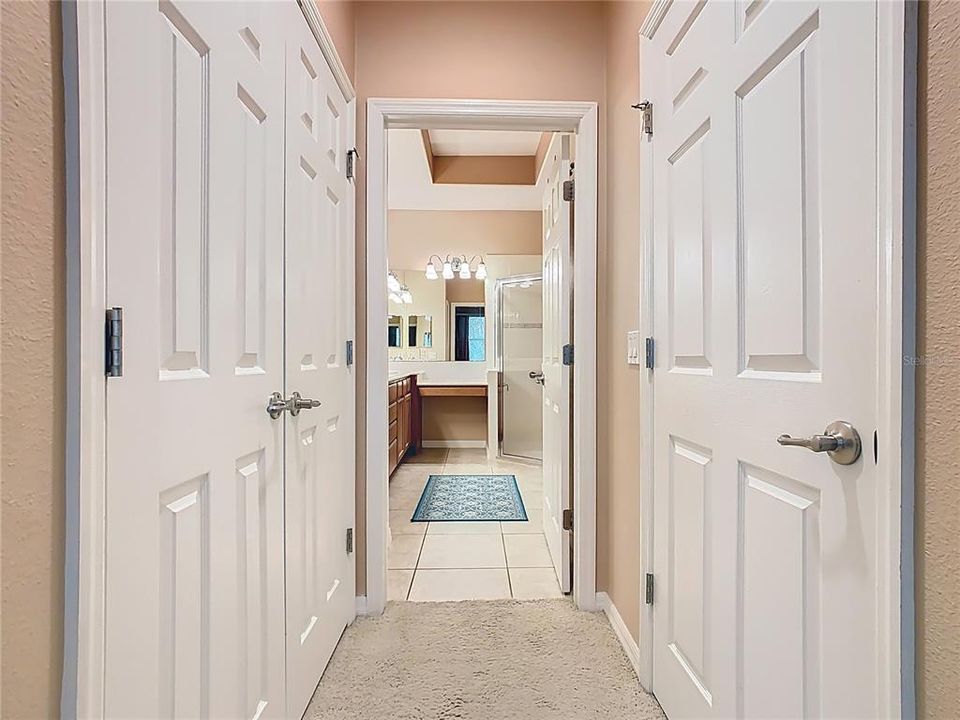 For Sale: $299,900 (2 beds, 2 baths, 1539 Square Feet)