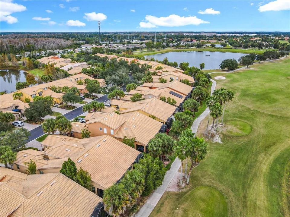 For Sale: $299,900 (2 beds, 2 baths, 1539 Square Feet)