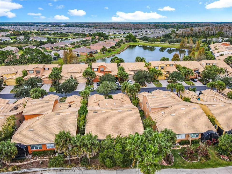 For Sale: $299,900 (2 beds, 2 baths, 1539 Square Feet)