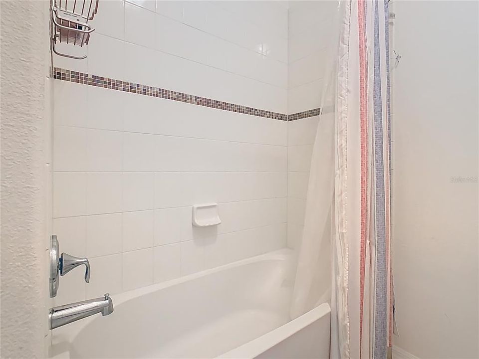 For Sale: $299,900 (2 beds, 2 baths, 1539 Square Feet)