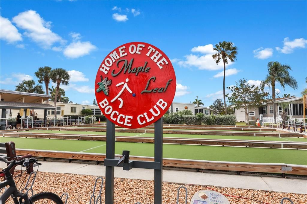 For Sale: $134,900 (2 beds, 2 baths, 912 Square Feet)