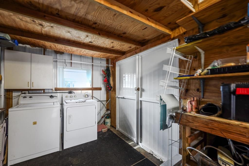 For Sale: $134,900 (2 beds, 2 baths, 912 Square Feet)