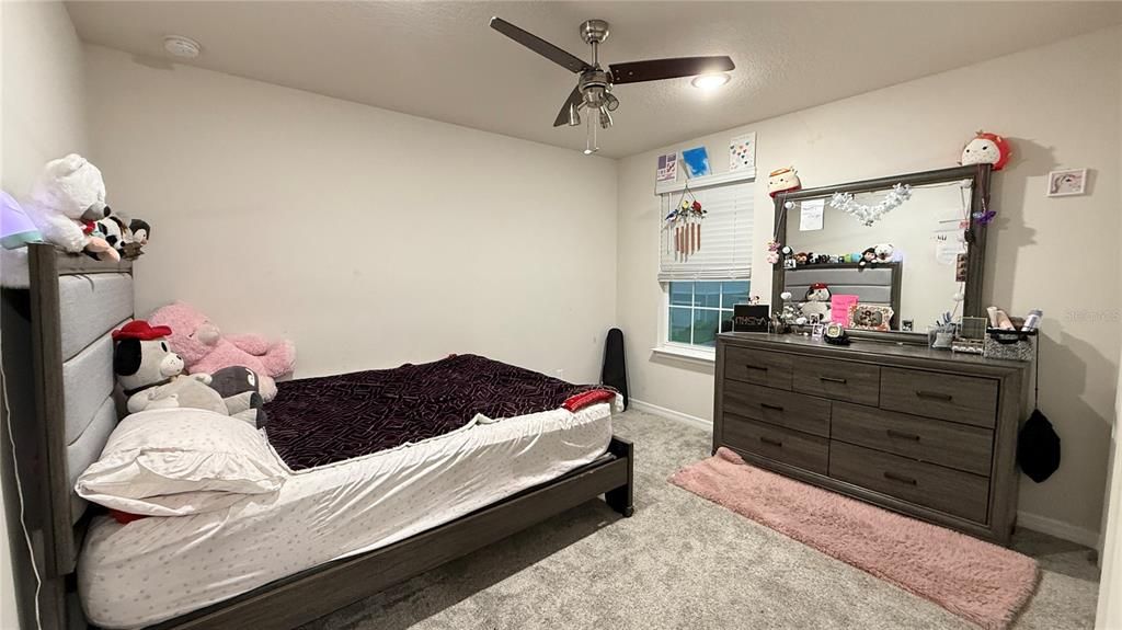 For Rent: $2,850 (5 beds, 2 baths, 2386 Square Feet)