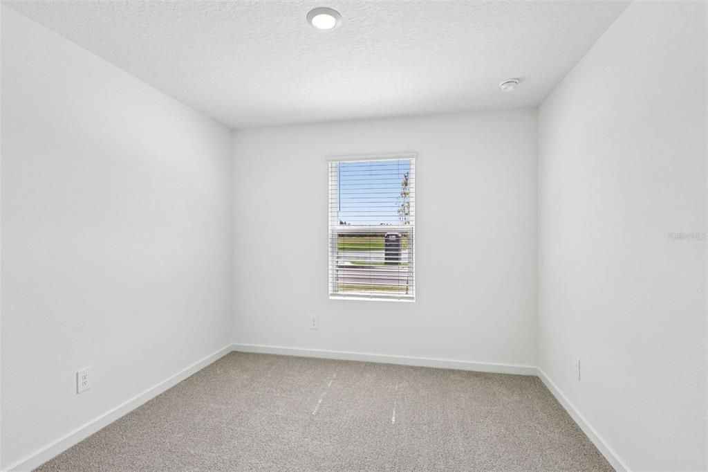 For Sale: $372,990 (4 beds, 3 baths, 1842 Square Feet)