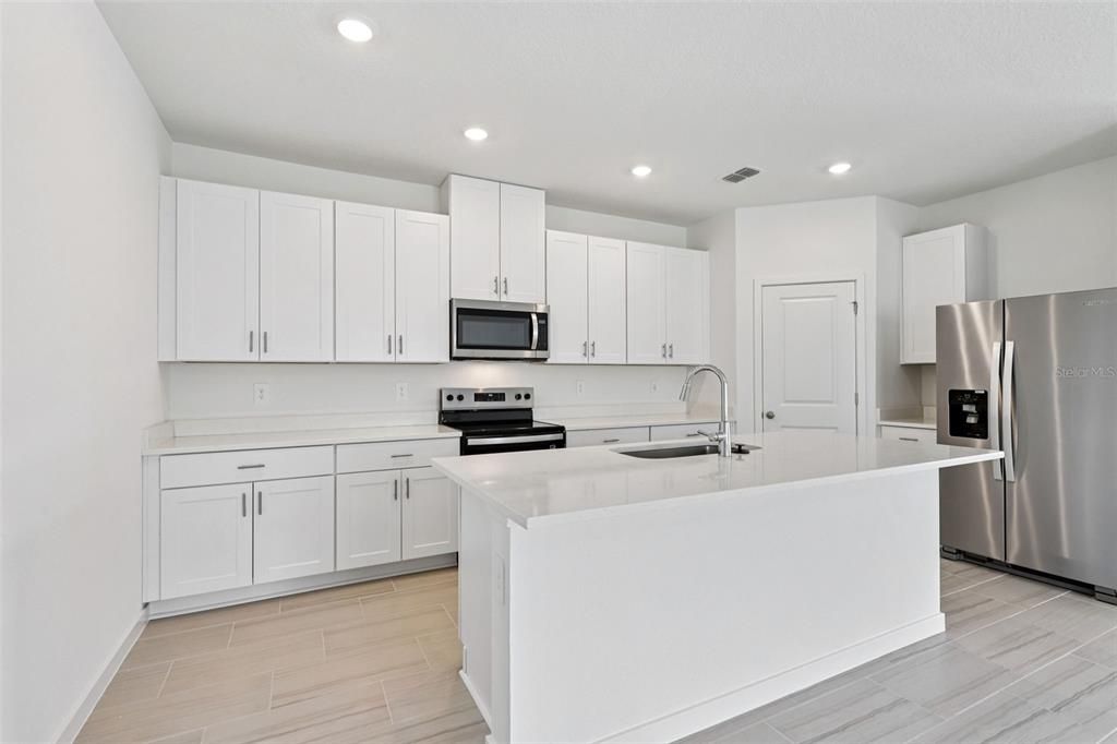 For Sale: $372,990 (4 beds, 3 baths, 1842 Square Feet)