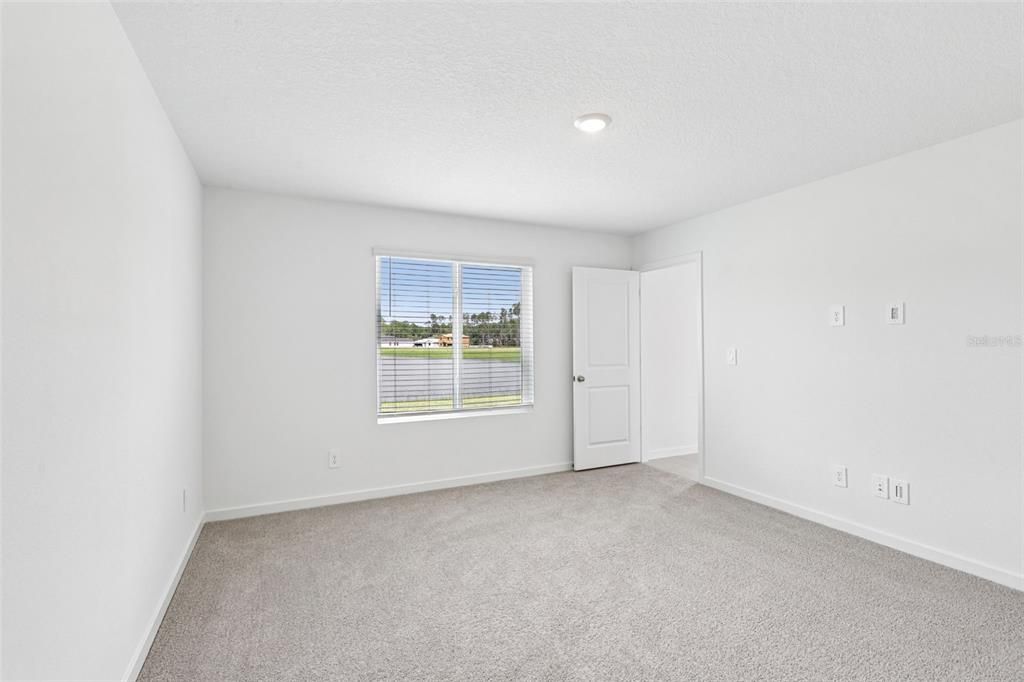 For Sale: $372,990 (4 beds, 3 baths, 1842 Square Feet)