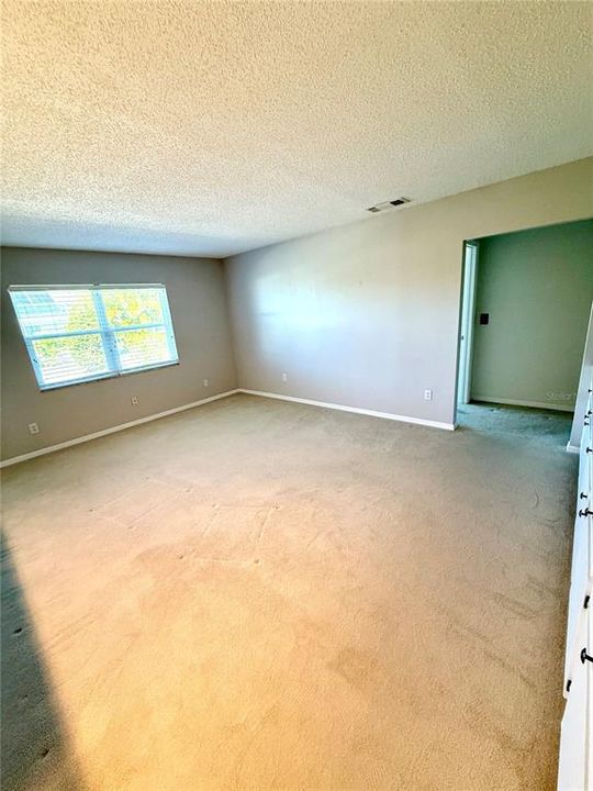 待售: $299,999 (3 贝兹, 2 浴室, 1647 平方英尺)