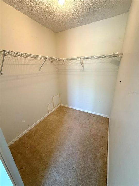 待售: $299,999 (3 贝兹, 2 浴室, 1647 平方英尺)