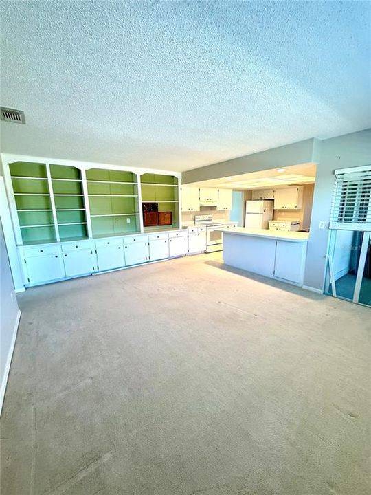 待售: $299,999 (3 贝兹, 2 浴室, 1647 平方英尺)