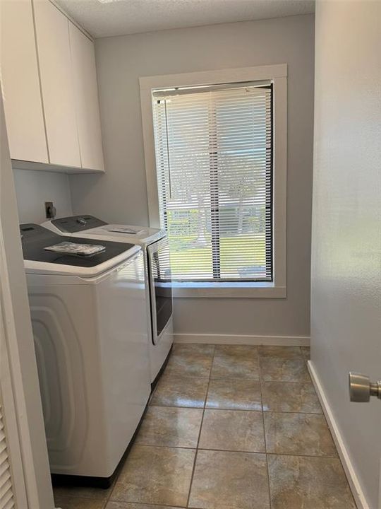 Недавно продано: $660,000 (2 спален, 2 ванн, 1486 Квадратных фут)