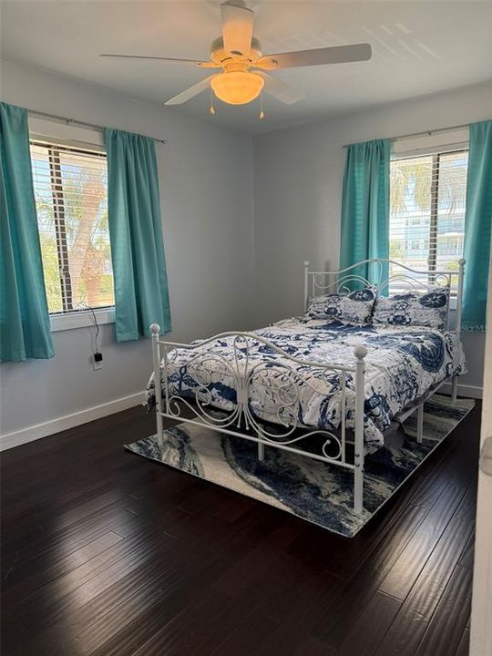 Недавно продано: $660,000 (2 спален, 2 ванн, 1486 Квадратных фут)