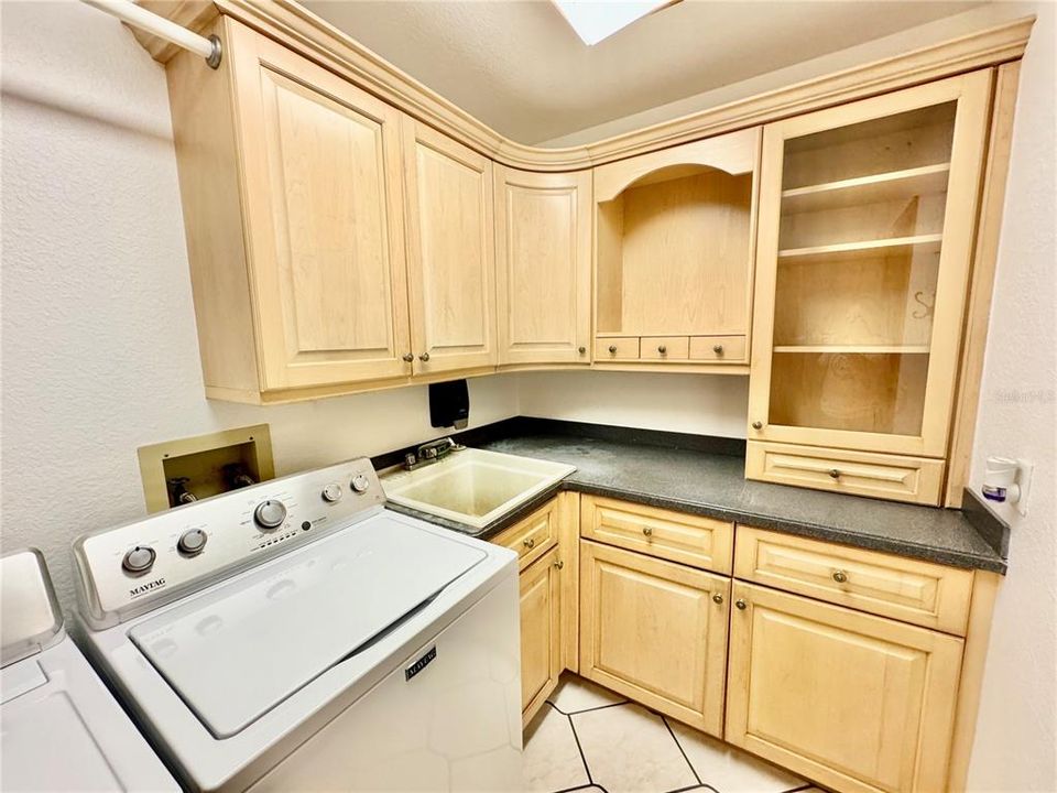 For Sale: $874,900 (4 beds, 3 baths, 3388 Square Feet)