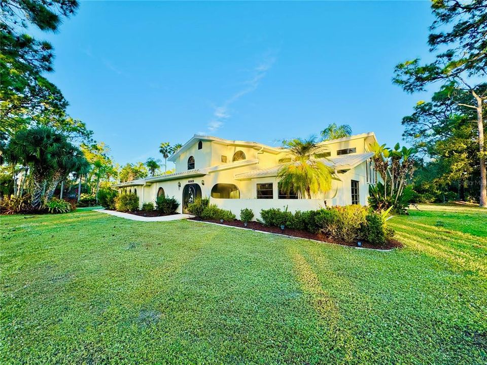 For Sale: $874,900 (4 beds, 3 baths, 3388 Square Feet)