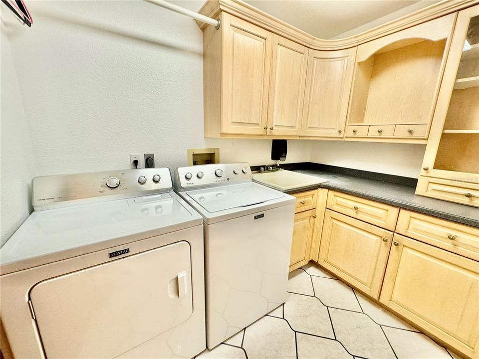 For Sale: $874,900 (4 beds, 3 baths, 3388 Square Feet)