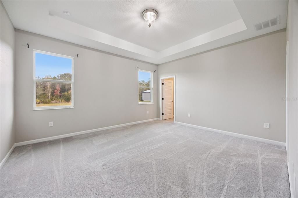 For Sale: $690,000 (3 beds, 3 baths, 2203 Square Feet)