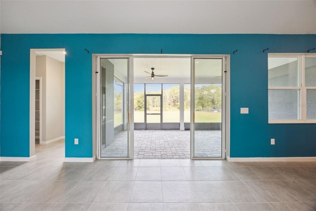 For Sale: $690,000 (3 beds, 3 baths, 2203 Square Feet)