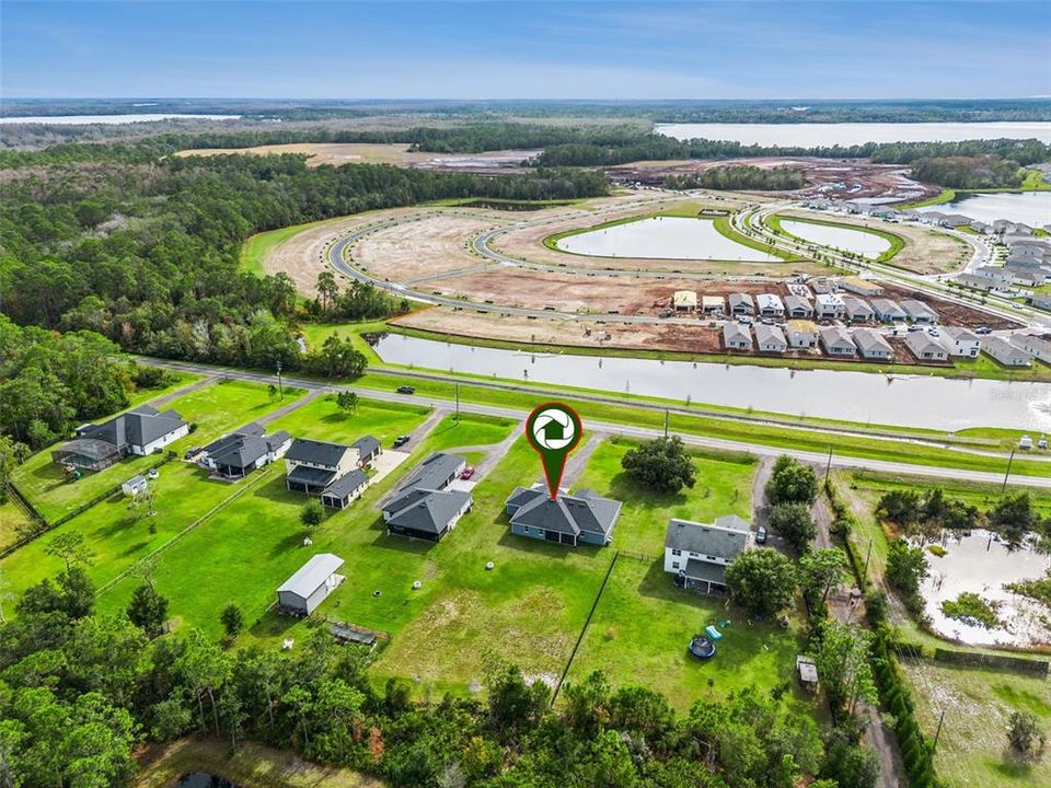 For Sale: $690,000 (3 beds, 3 baths, 2203 Square Feet)