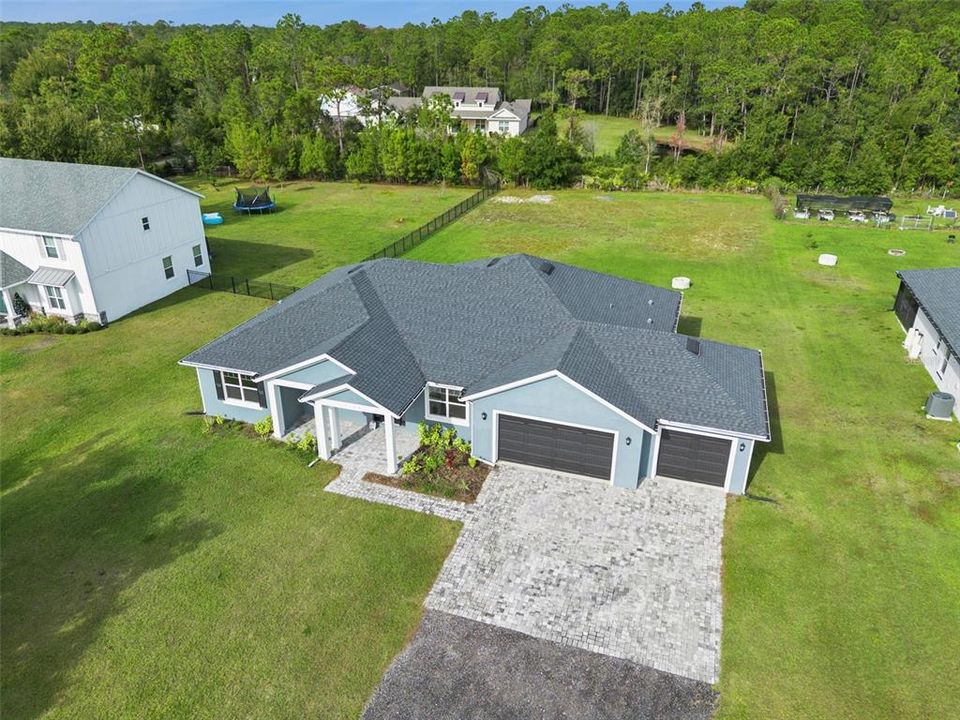 For Sale: $690,000 (3 beds, 3 baths, 2203 Square Feet)