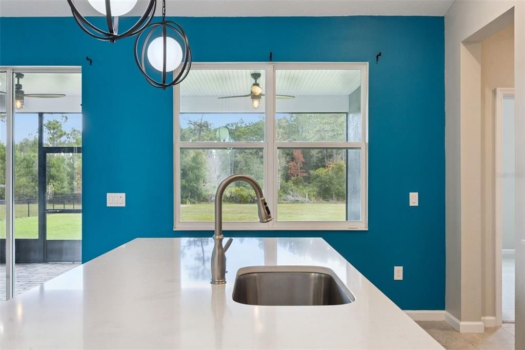 For Sale: $690,000 (3 beds, 3 baths, 2203 Square Feet)