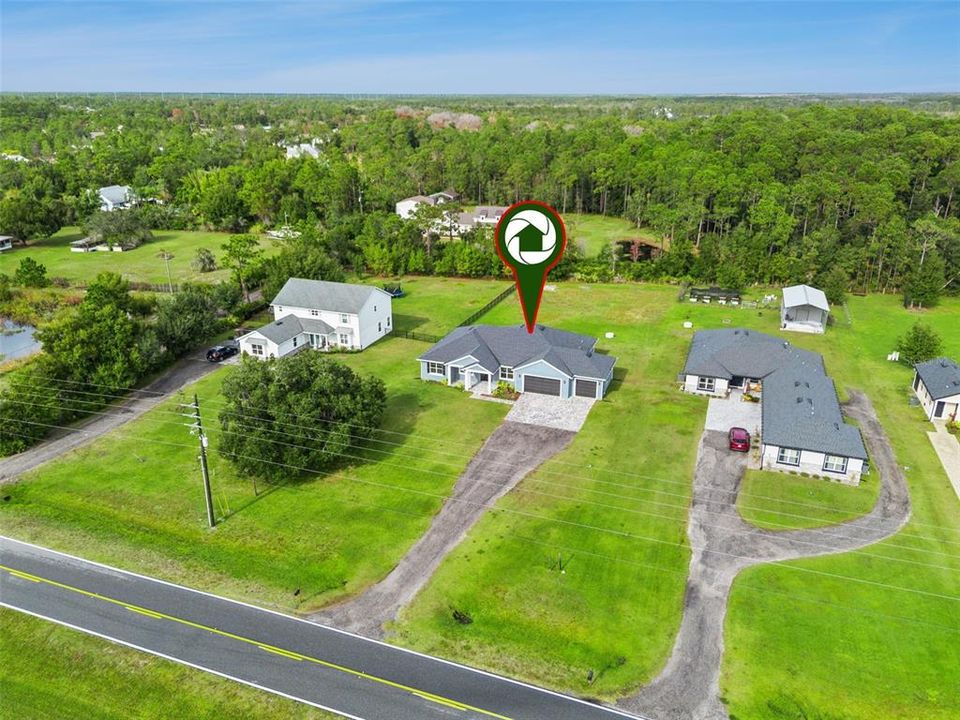 For Sale: $690,000 (3 beds, 3 baths, 2203 Square Feet)