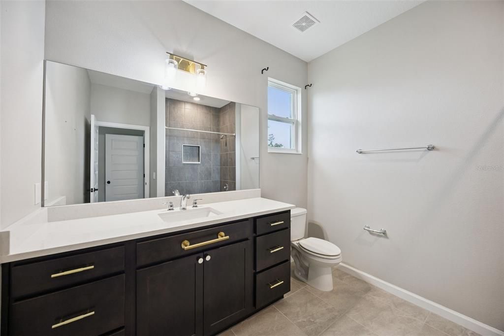 For Sale: $690,000 (3 beds, 3 baths, 2203 Square Feet)