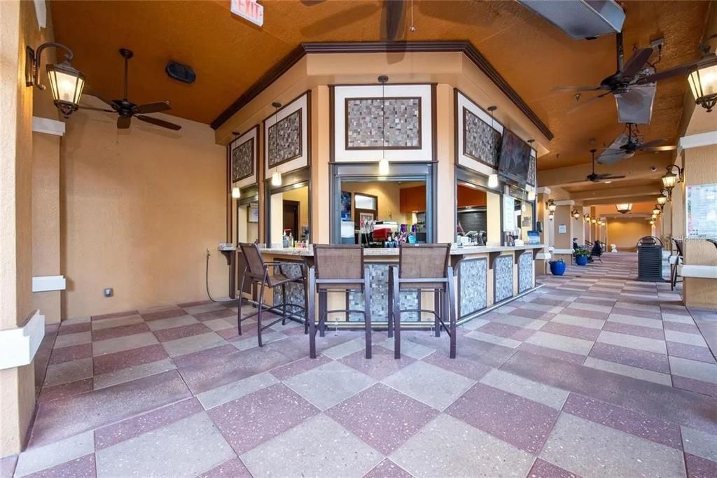 待售: $178,000 (2 贝兹, 2 浴室, 957 平方英尺)