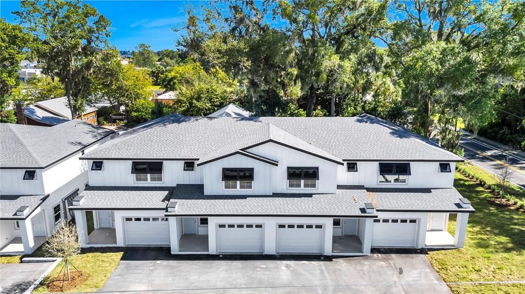 For Rent: $2,200 (2 beds, 2 baths, 1900 Square Feet)