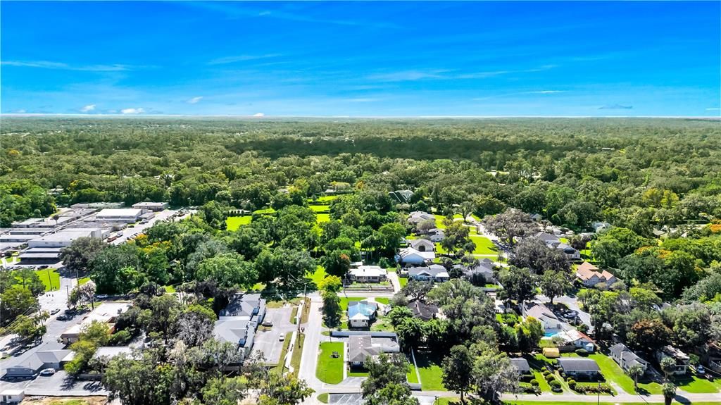 For Rent: $2,200 (2 beds, 2 baths, 1900 Square Feet)