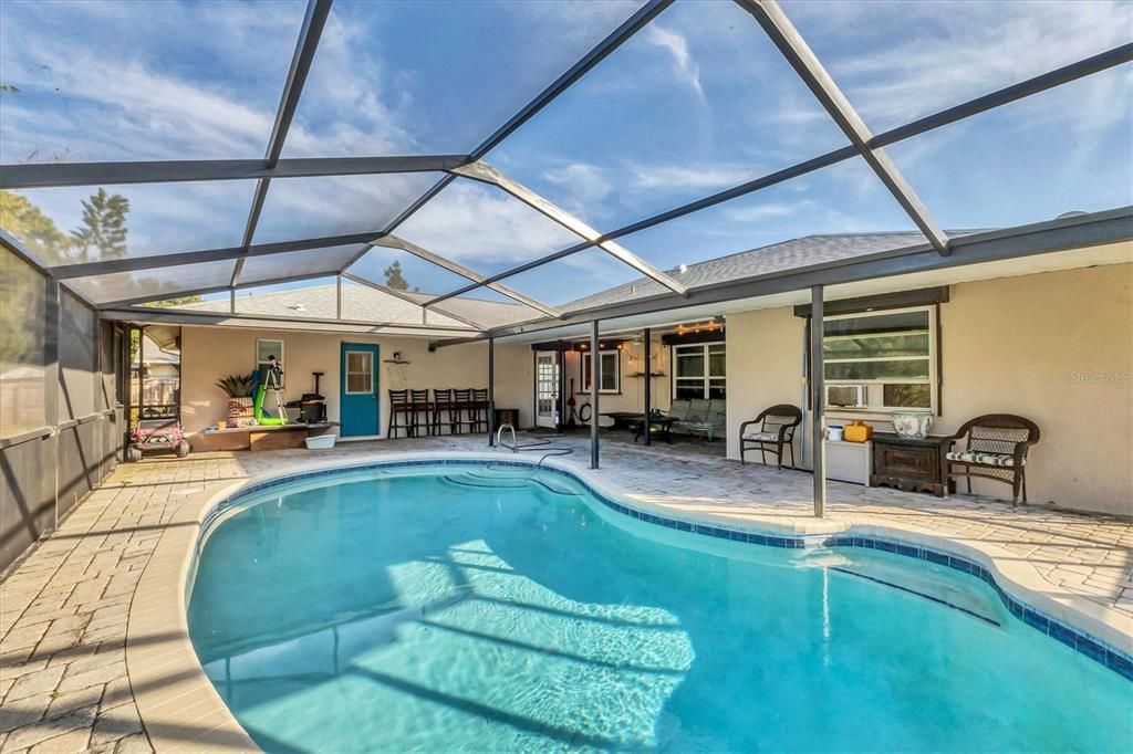 На продажу: $620,000 (3 спален, 2 ванн, 2446 Квадратных фут)