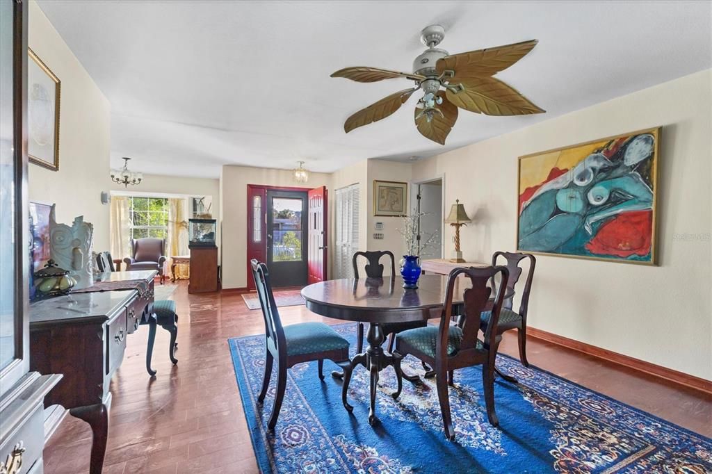 На продажу: $620,000 (3 спален, 2 ванн, 2446 Квадратных фут)