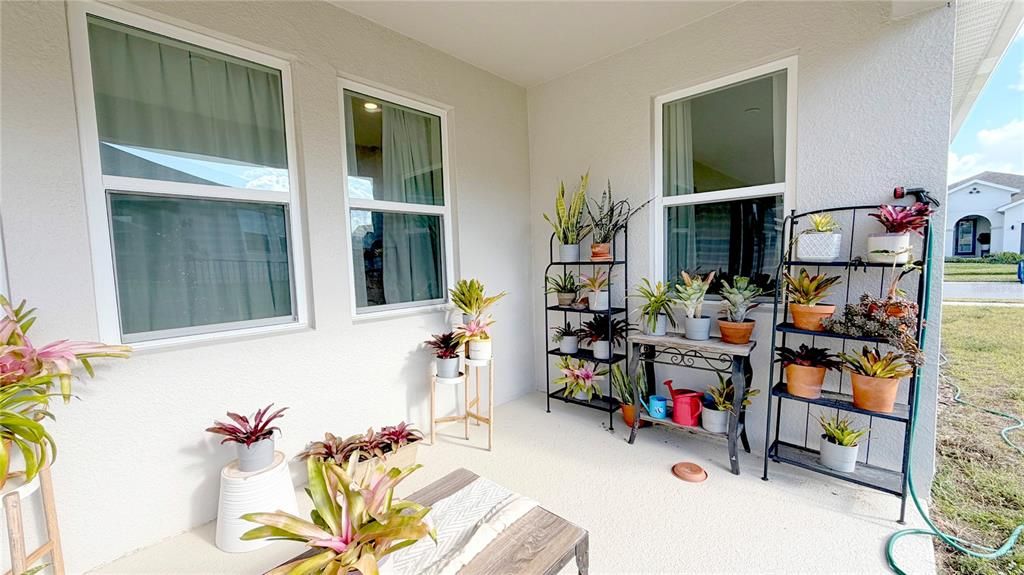 En Venta: $559,000 (4 camas, 3 baños, 2710 Pies cuadrados)