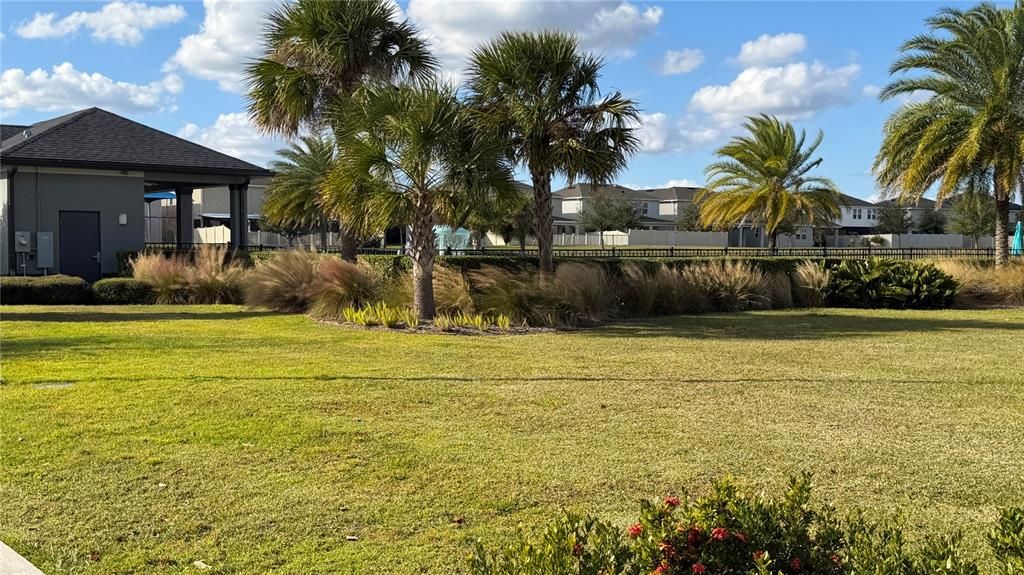 En Venta: $559,000 (4 camas, 3 baños, 2710 Pies cuadrados)