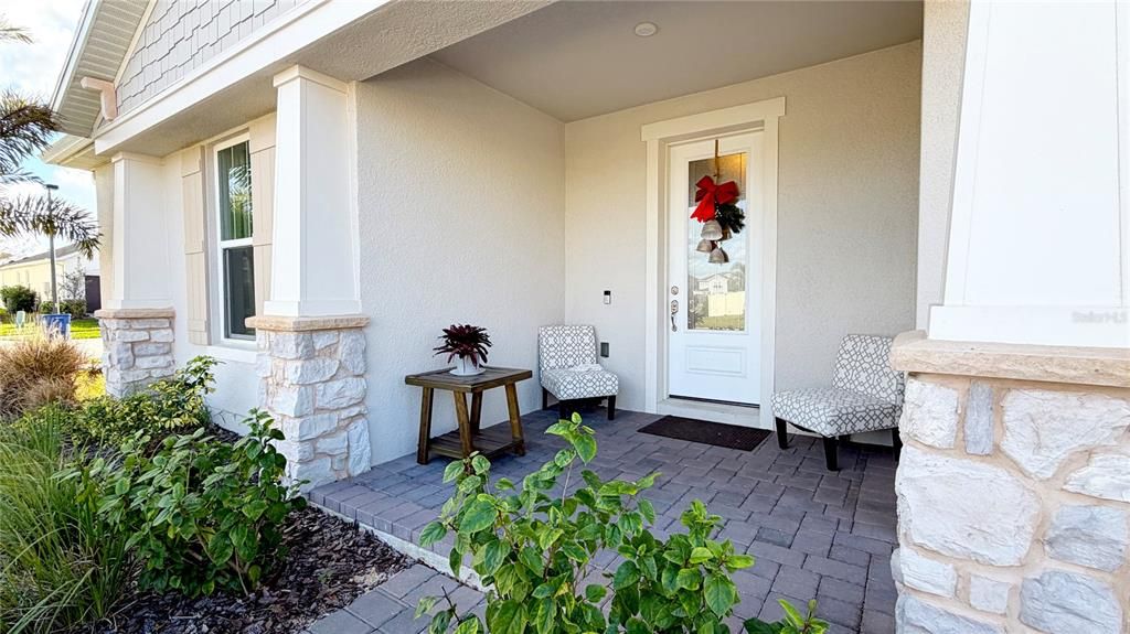 En Venta: $559,000 (4 camas, 3 baños, 2710 Pies cuadrados)