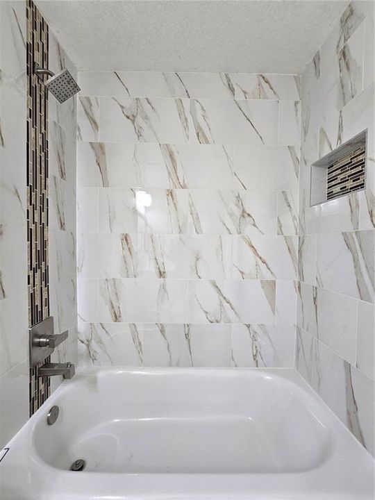 待售: $260,000 (3 贝兹, 2 浴室, 1380 平方英尺)