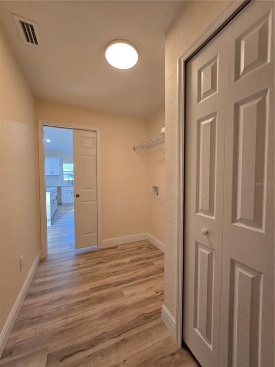 待售: $260,000 (3 贝兹, 2 浴室, 1380 平方英尺)