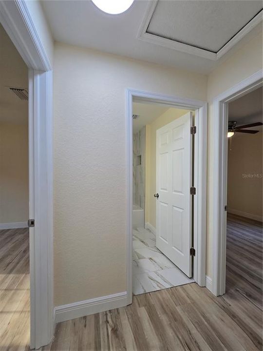 待售: $260,000 (3 贝兹, 2 浴室, 1380 平方英尺)