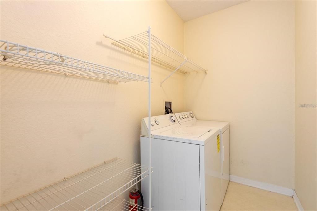 出租: $1,550 (2 贝兹, 1 浴室, 1029 平方英尺)