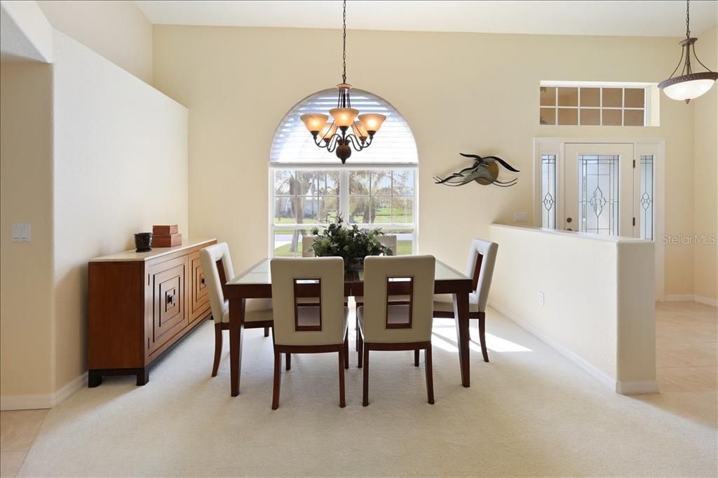 В аренду: $3,500 (3 спален, 2 ванн, 2216 Квадратных фут)