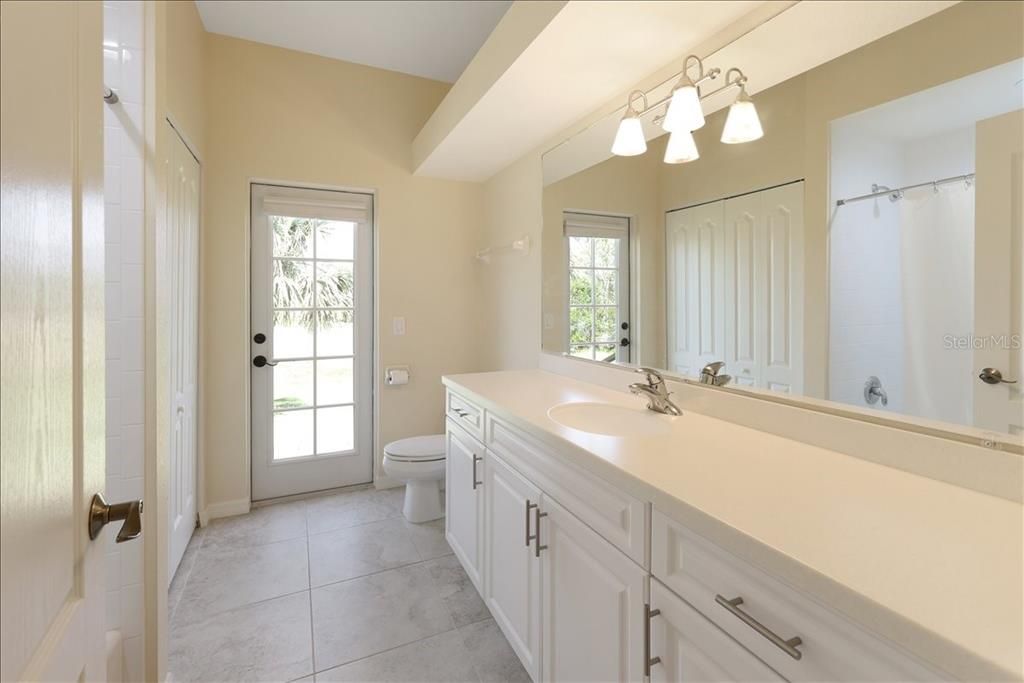 В аренду: $3,500 (3 спален, 2 ванн, 2216 Квадратных фут)