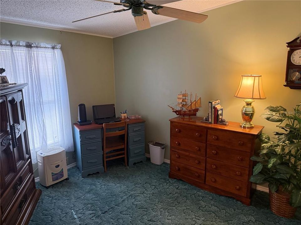 待售: $160,000 (3 贝兹, 2 浴室, 1104 平方英尺)