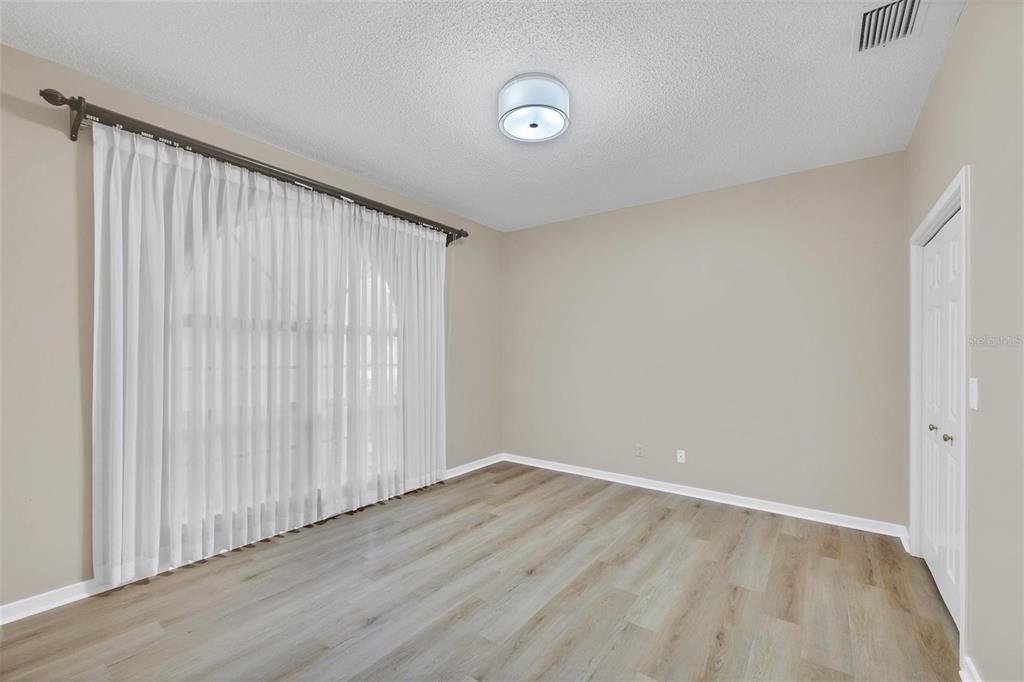 En Renta: $3,000 (2 camas, 2 baños, 2207 Pies cuadrados)