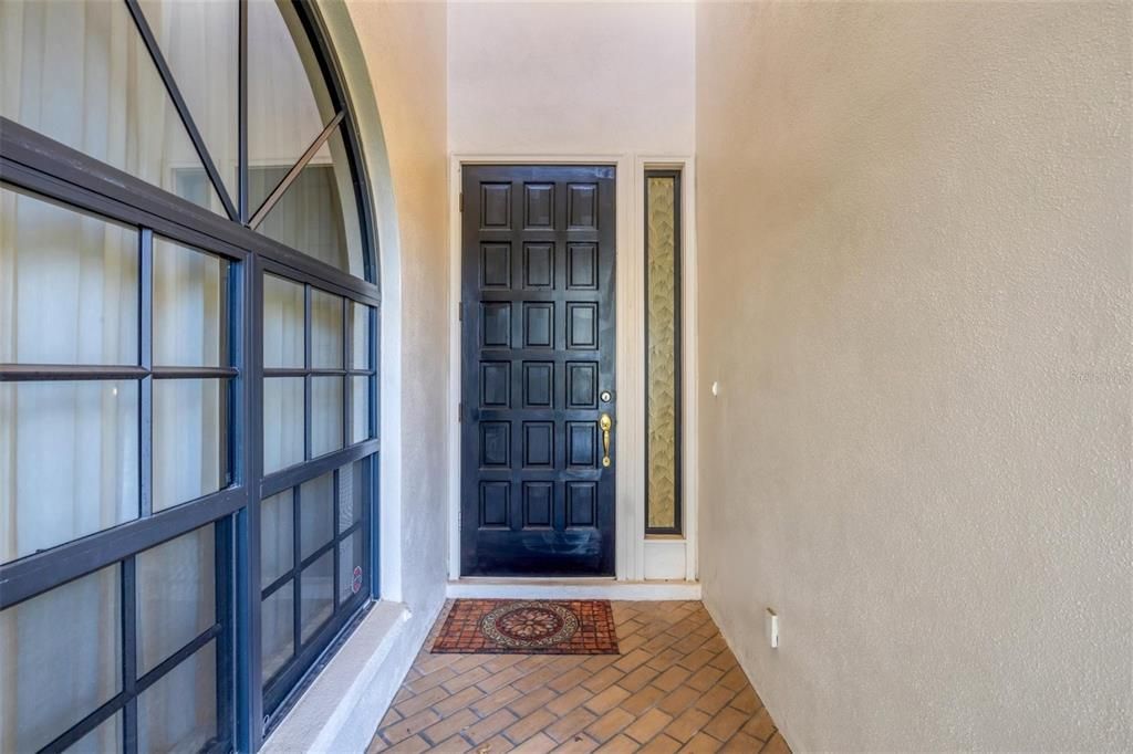 En Renta: $3,000 (2 camas, 2 baños, 2207 Pies cuadrados)