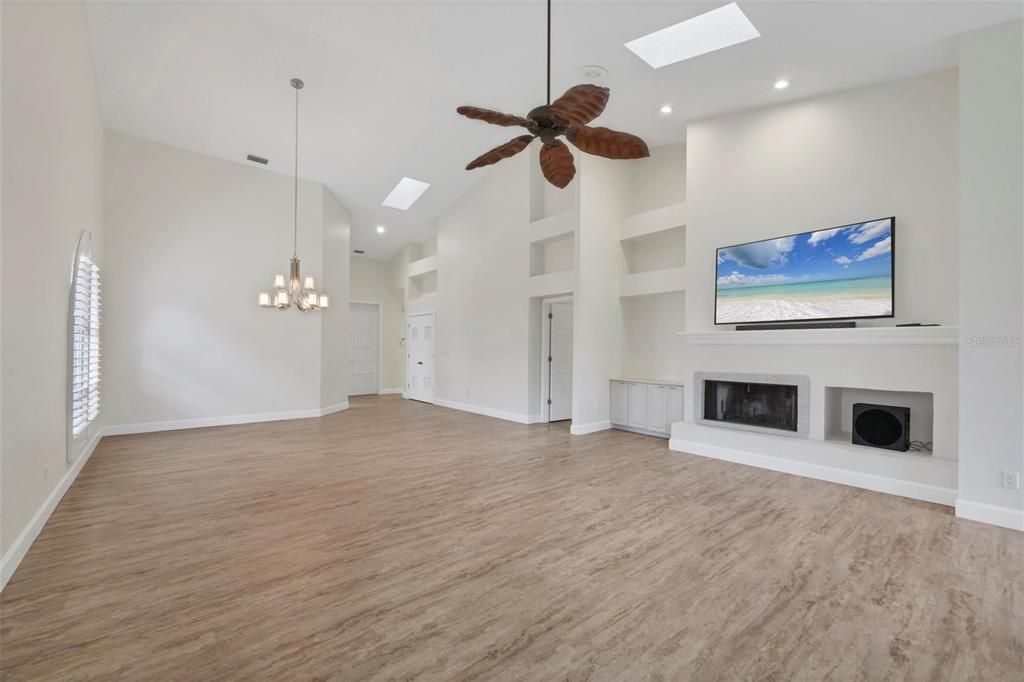 En Renta: $3,000 (2 camas, 2 baños, 2207 Pies cuadrados)