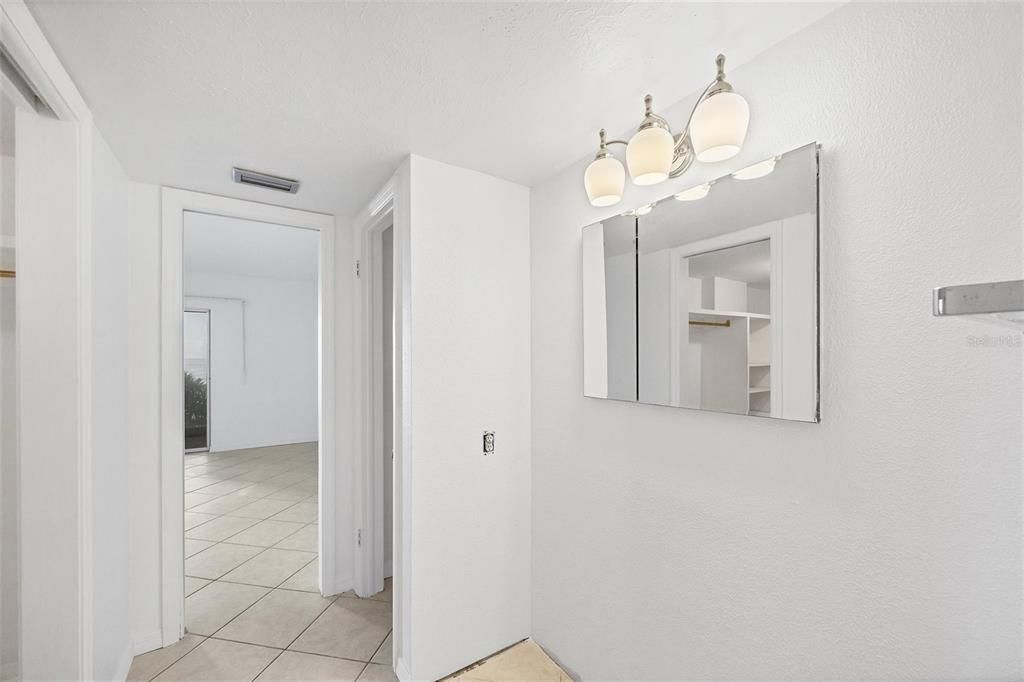 待售: $629,000 (2 贝兹, 2 浴室, 1248 平方英尺)