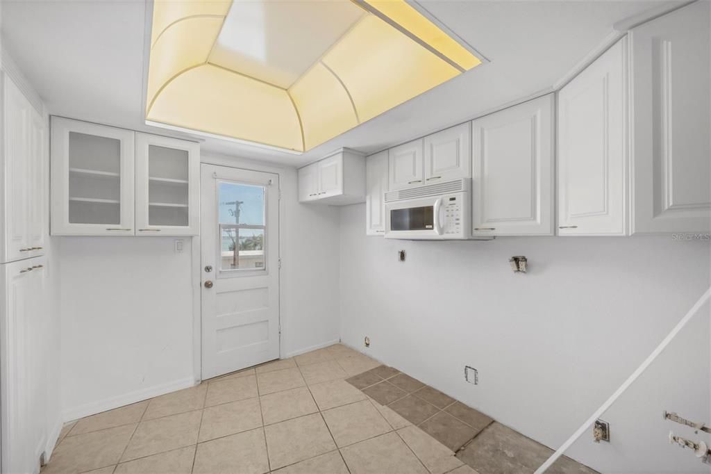 待售: $629,000 (2 贝兹, 2 浴室, 1248 平方英尺)