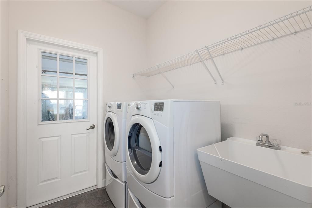 For Sale: $529,000 (3 beds, 2 baths, 1908 Square Feet)